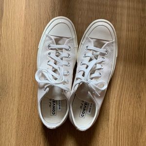 Converse Chuck 70 Vintage Canvas low tops in natural Women’s US 8